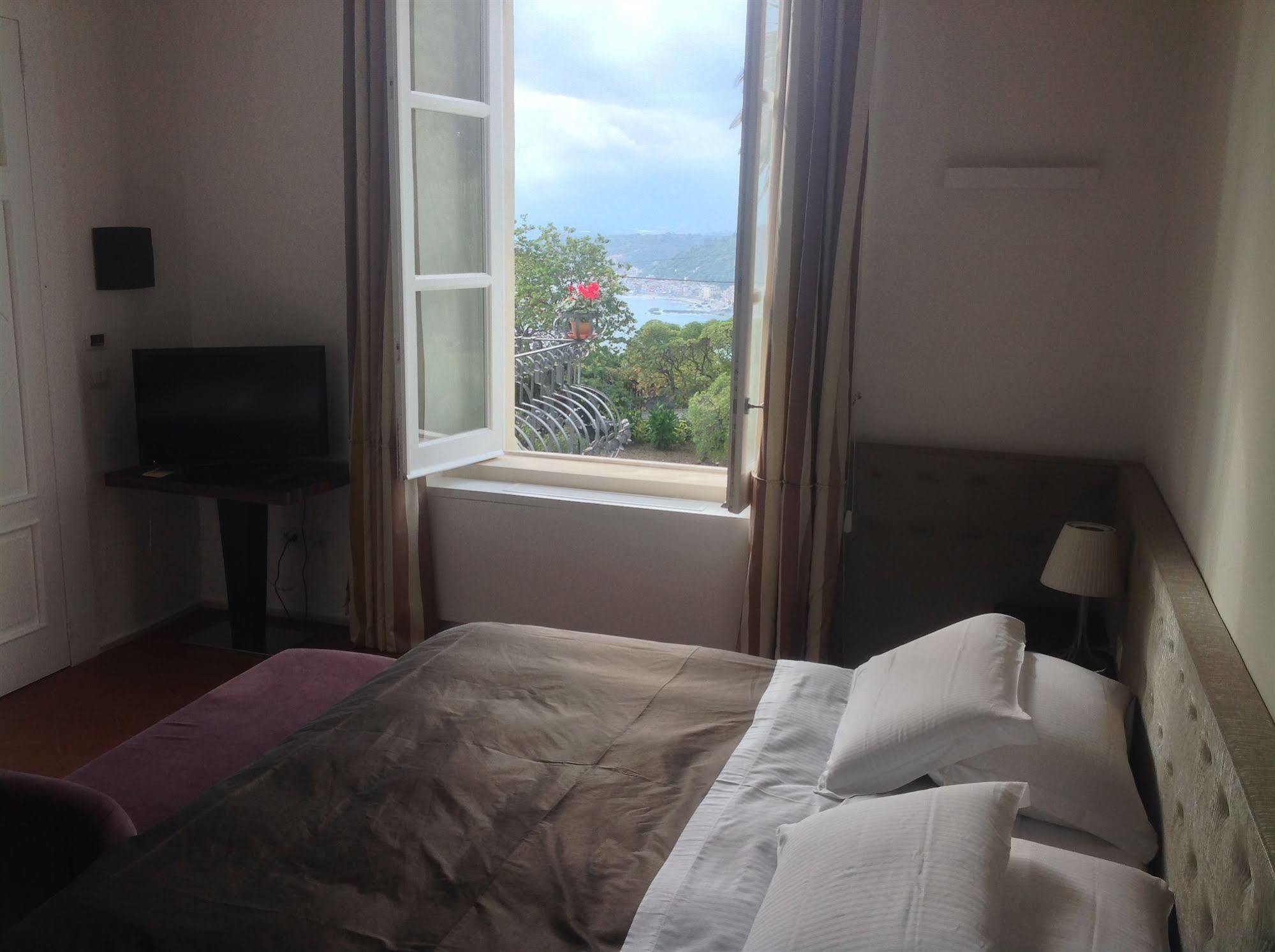 Villa Mon Repos ตาออร์มินา ภายนอก รูปภาพ